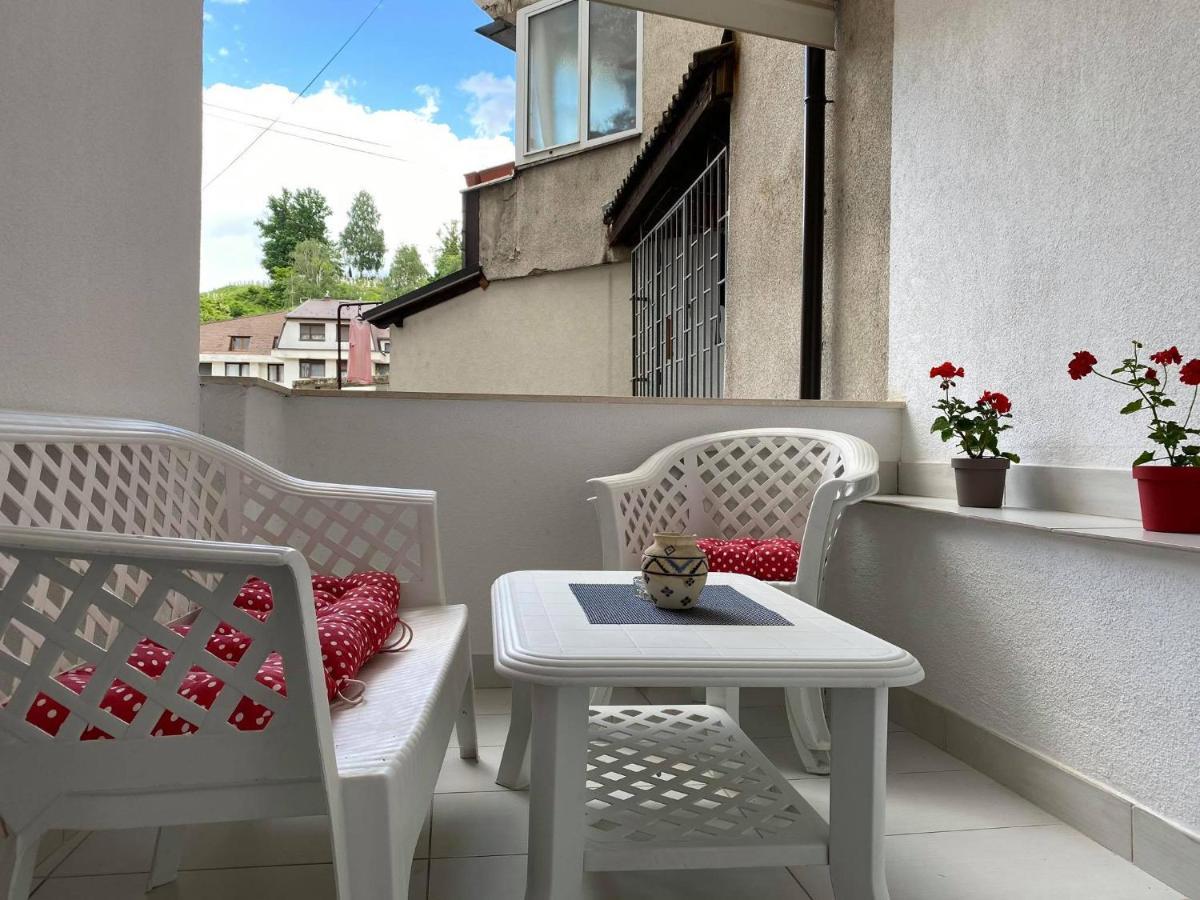 Apartman Travnik Eksteriør billede